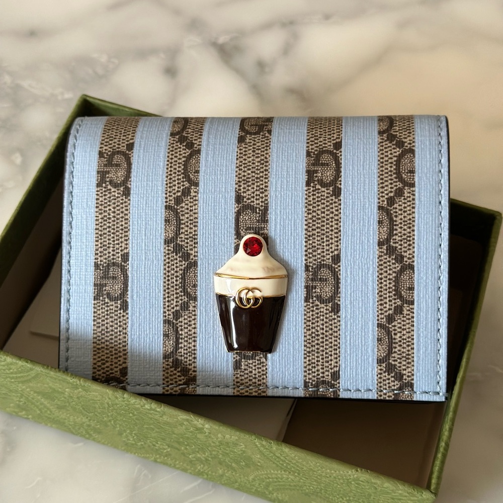Gucci Ice Cream Card Case Wallet
Card slots new in box
